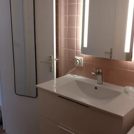 Your 28 M Near Paris Modern Convenient And Affordable Fontenay-aux-Roses